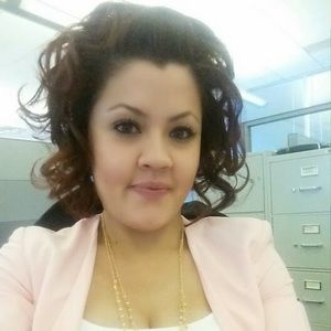 Meet your Posher, Jacqueline